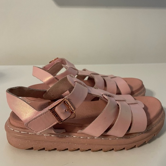 BCBGirls Other - BCBGirls Pink Strappy Sandals